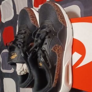 I brought these but they didn't fit and I never returned them